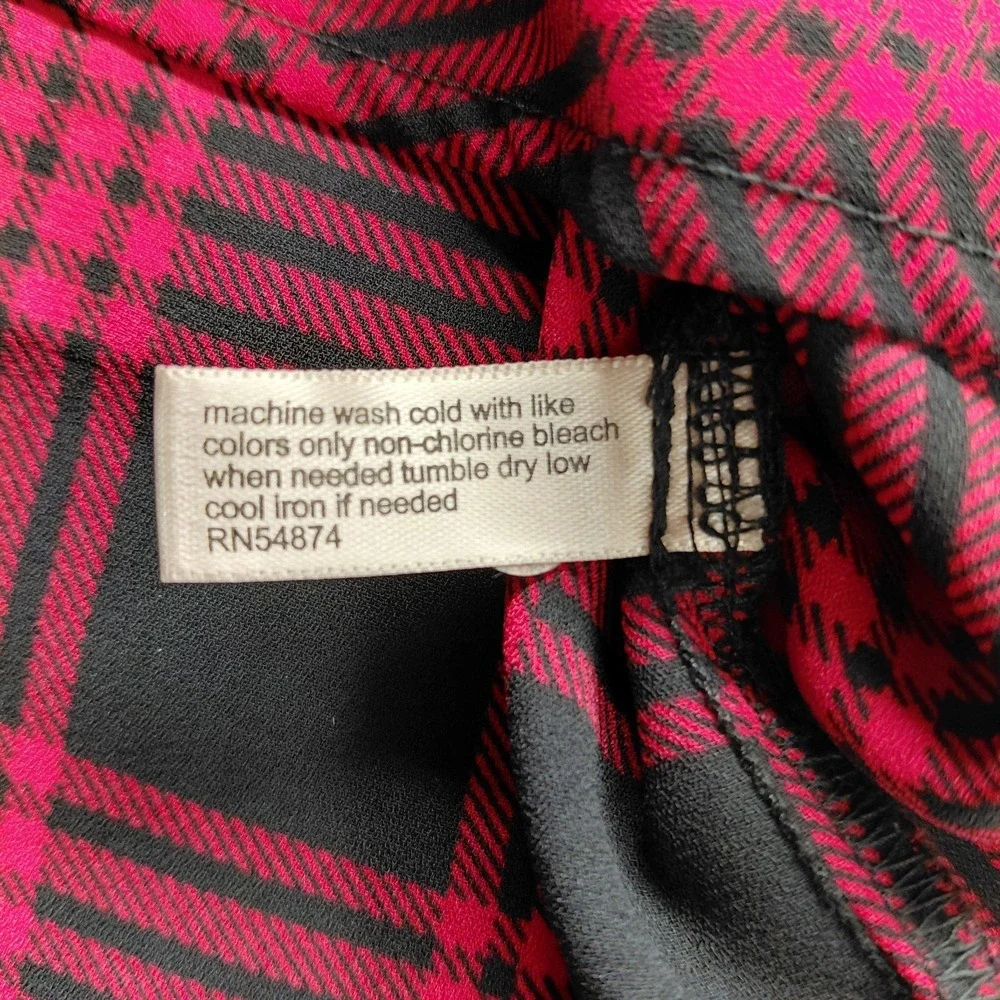 The Limited Blouse Women's XS Plaid Red Black Button Up Tab Sleeve Shirt Top
